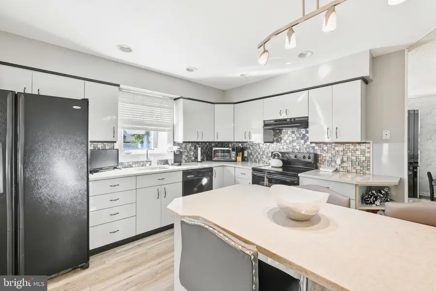 1265 Barclay Cres, Yardley, PA 19067 - Image #2