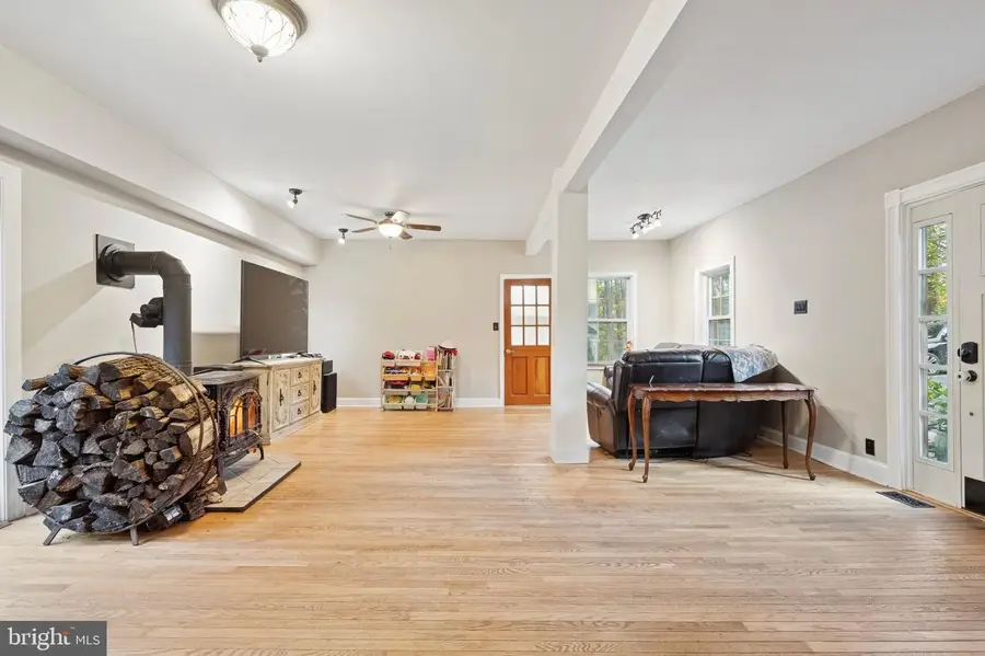 1320 Clayton Avenue, Oakford, PA 19053 - Image #2