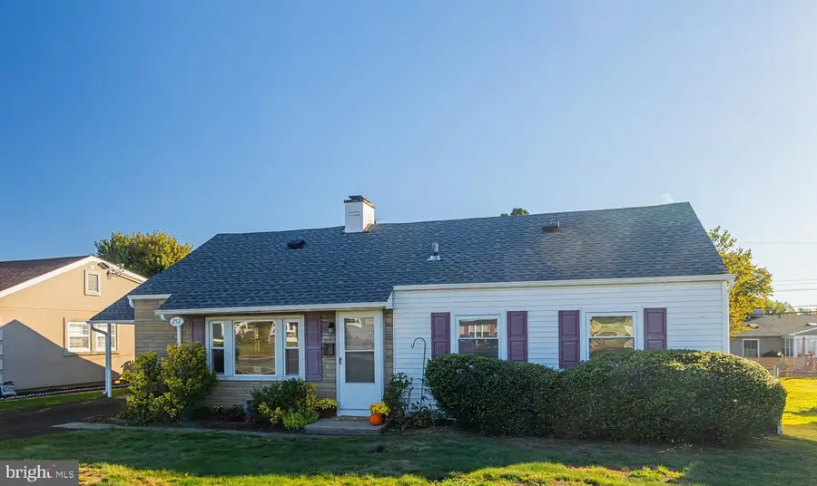 252 N Olds Blvd, Fairless Hills, PA 19030 - Image #2