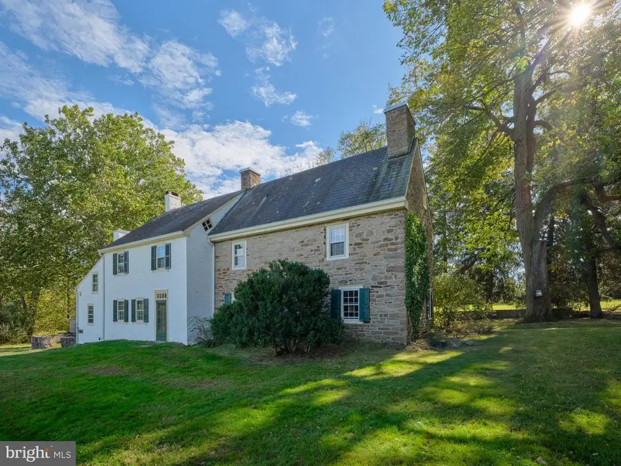 6832 Paxson Rd, New Hope, PA 18938 - #2