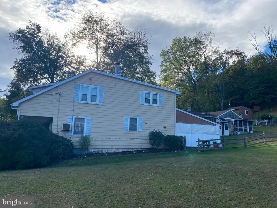 1032 N 7th St, Perkasie, PA 18944 - Image #3