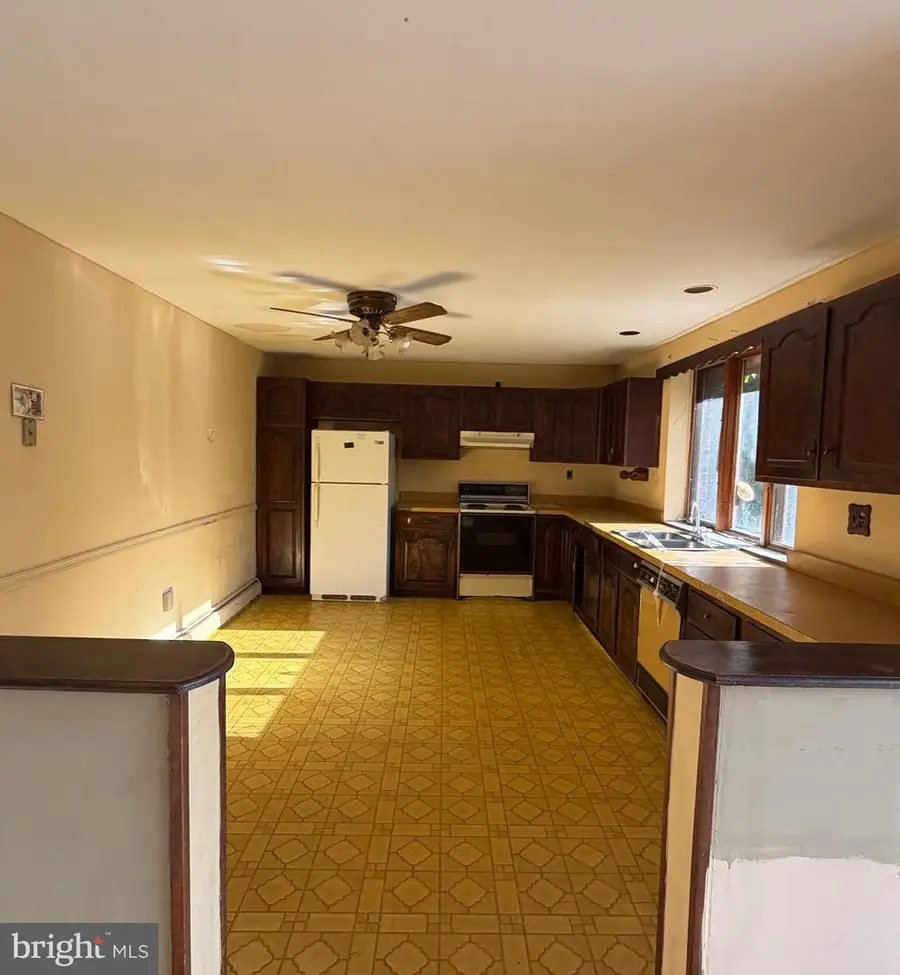 318 Marienstein Rd, Ottsville, PA 18942 - Image #3