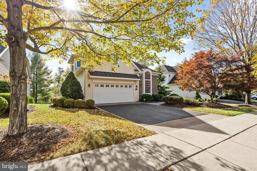 303 Blue Heron Ct, New Hope, PA 18938 - Image #2