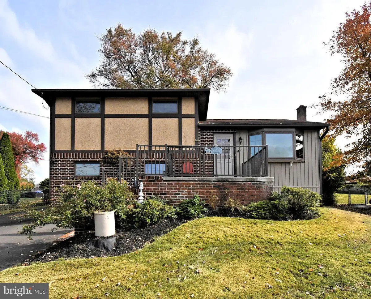 145 Beechwood Ave, Langhorne, PA 19047 - Image #1
