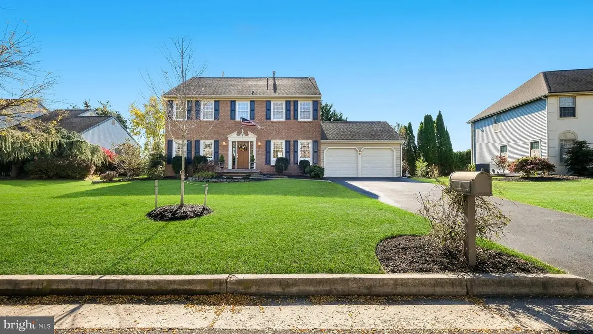 8 Periwinkle Pl, Newtown, PA 18940 - Image #1