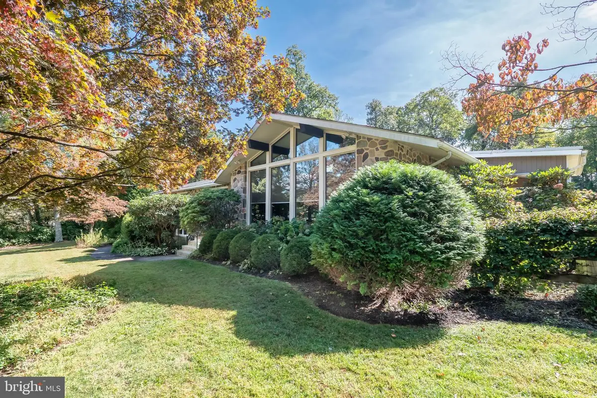 2018 Peppermint Rd, Coopersburg, PA 18036 - Image #1