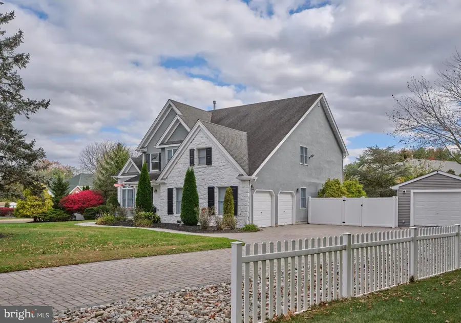 5281 Harrington Ct, Doylestown, PA 18902 - Image #3