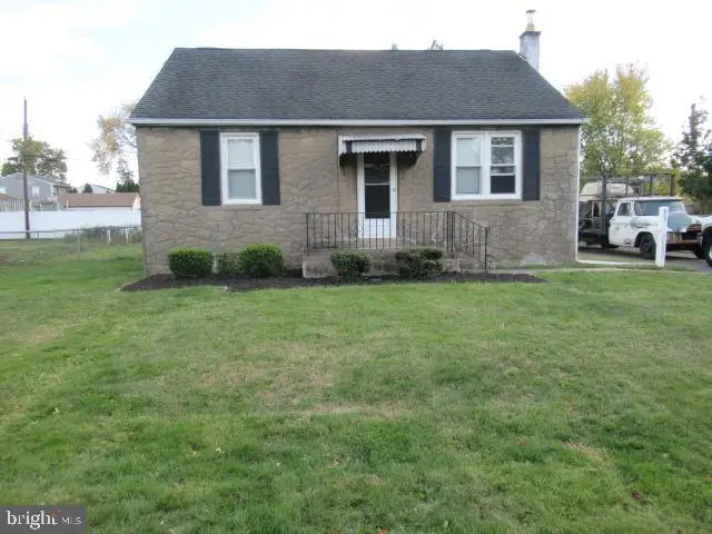222 New York Ave, Croydon, PA 19021 - Image #2