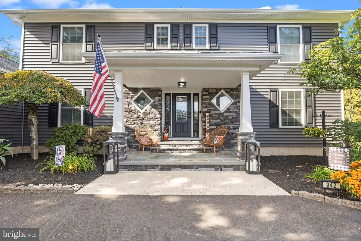 942 Roeloffs Ct, Yardley, PA 19067 - Image #1