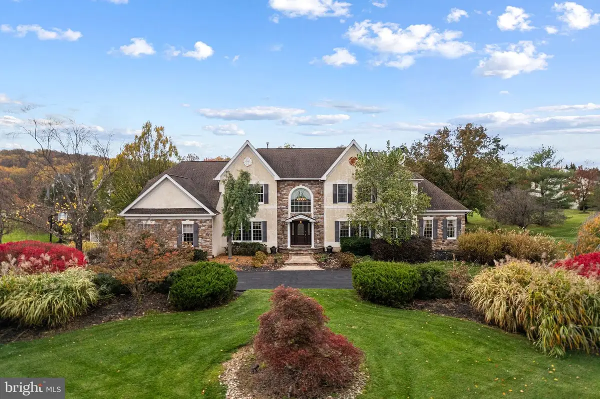 63 Woodside Ln, New Hope, PA 18938 - Image #1