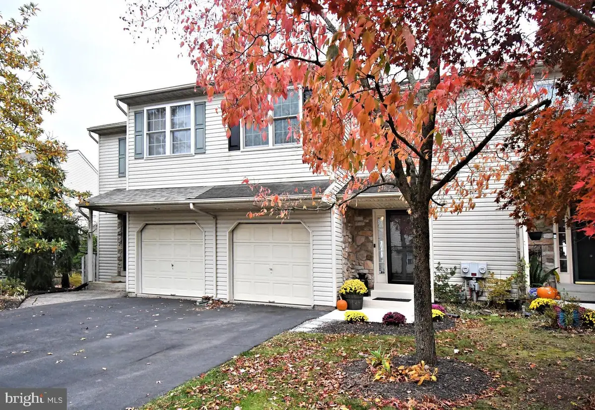 584 Campus Dr, Perkasie, PA 18944 - Image #1