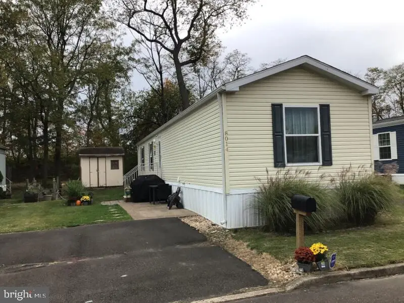 8014 Woodside Dr, Morrisville, PA 19067 - Image #1