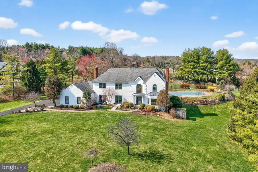 10 Avondale Dr, Newtown, PA 18940 - #3