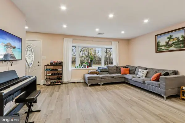 47 Plumbridge Dr, LEVITTOWN, PA 19056