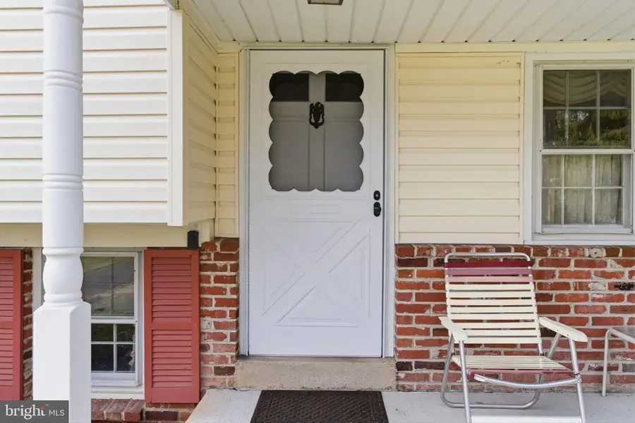 5 Glen Dr, Yardley, PA 19067 - Image #3