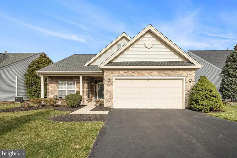 204 Neighbors Rd, Warrington, PA 18976 - Image #2