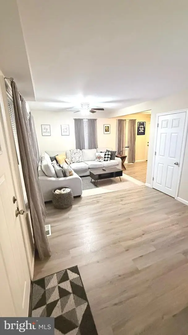 304 Newport Rd, Bristol, PA 19007 - #2