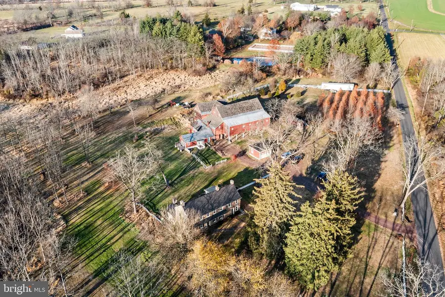 206 Twinbrook Rd, Perkasie, PA 18944 - Image #2