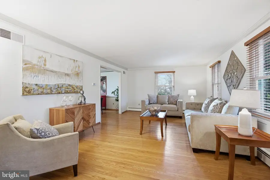 460 Rocksville Rd, Southampton, PA 18966 - Image #2