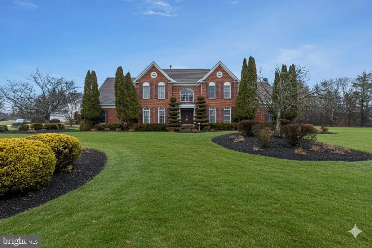 2062 Silverwood Dr, Newtown, PA 18940 - Image #1