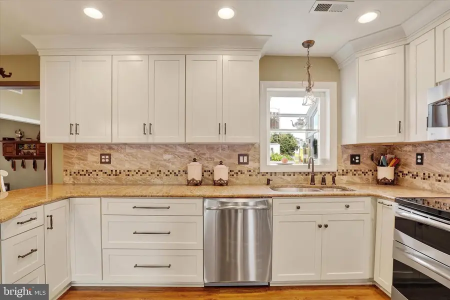 1825 Badger Rd, Bensalem, PA 19020 - Image #3