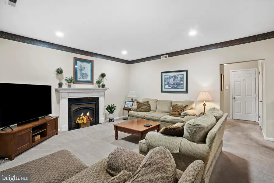1417 Bentley Dr, Warrington, PA 18976 - Image #3
