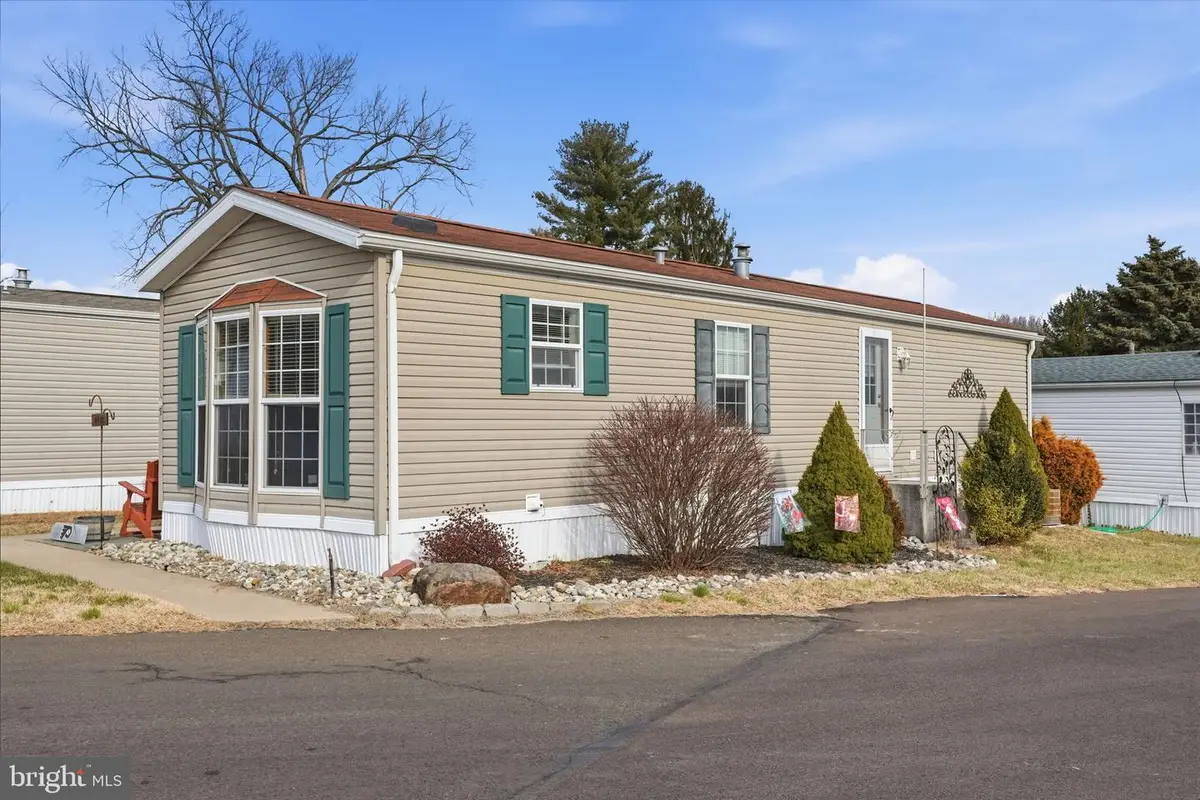 2304 Brownsville Rd #a-19, Feasterville Trevose, PA 19053 - Image #1