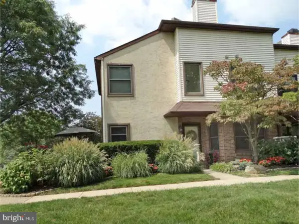 2 Heather Ct, NEWTOWN, PA 18940