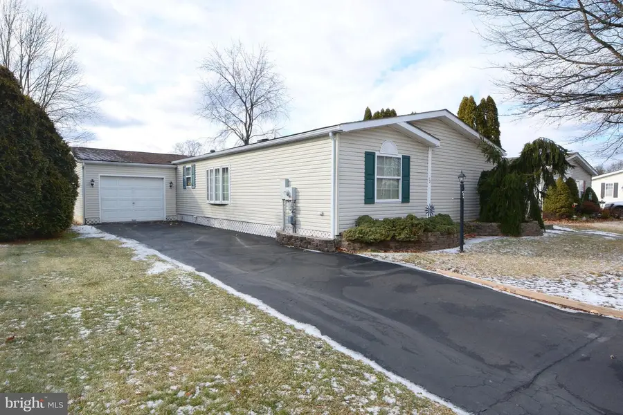 52 Williams Way, Sellersville, PA 18960 - Image #2