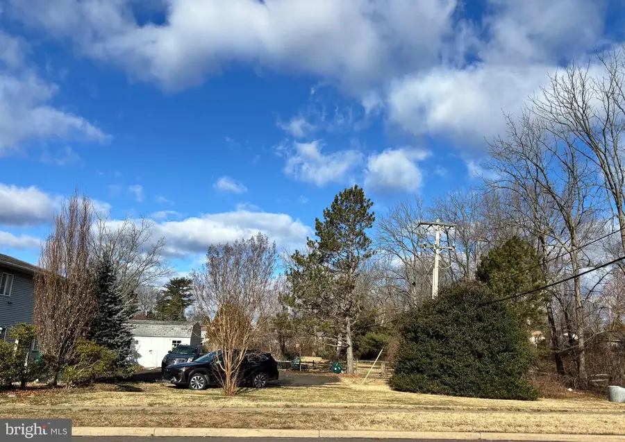 313 Trenton Rd, Fairless Hills, PA 19030 - #3