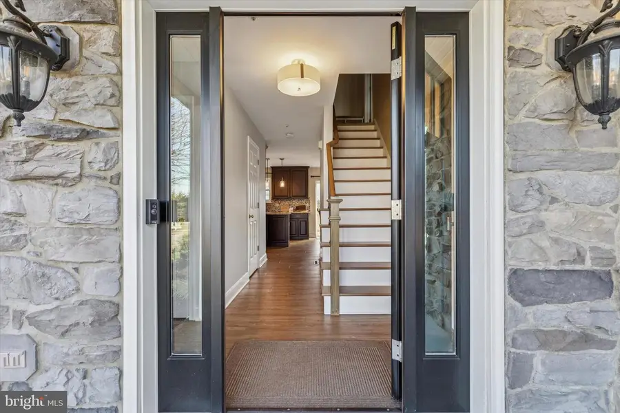 981 Scarlet Oak Dr, Chalfont, PA 18914 - Image #2