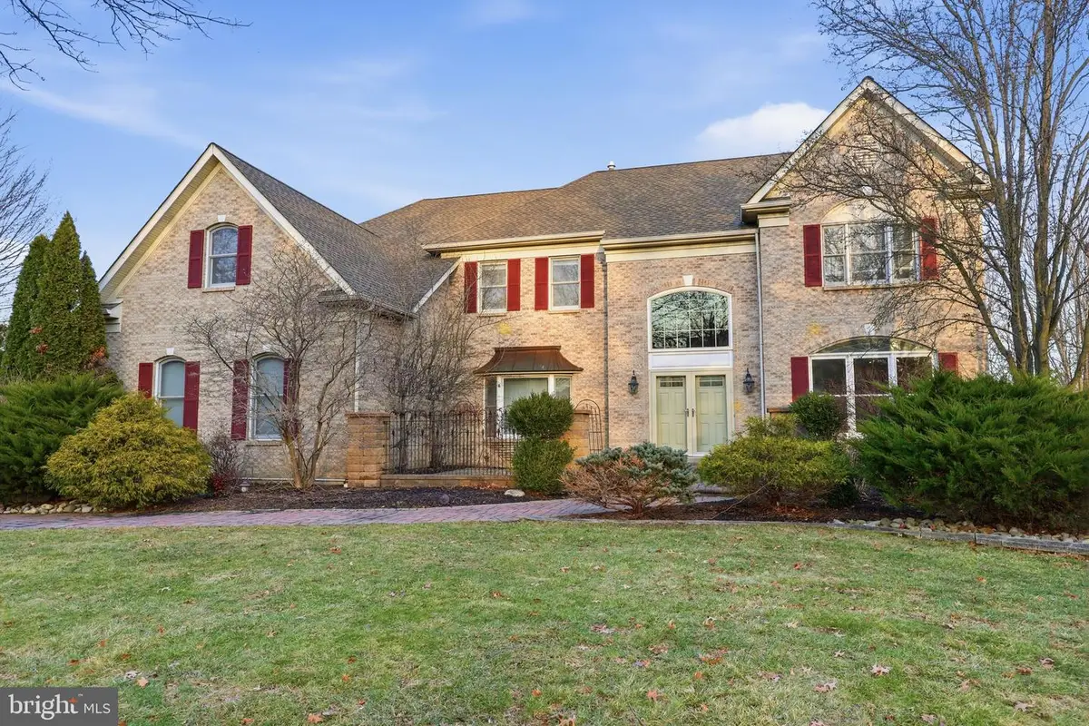 4 Sunrise Dr, Doylestown, PA 18901 - Image #1