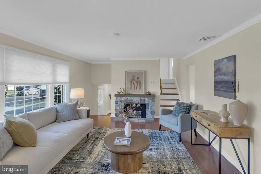 168 Walton Dr, Morrisville, PA 19067 - Image #2