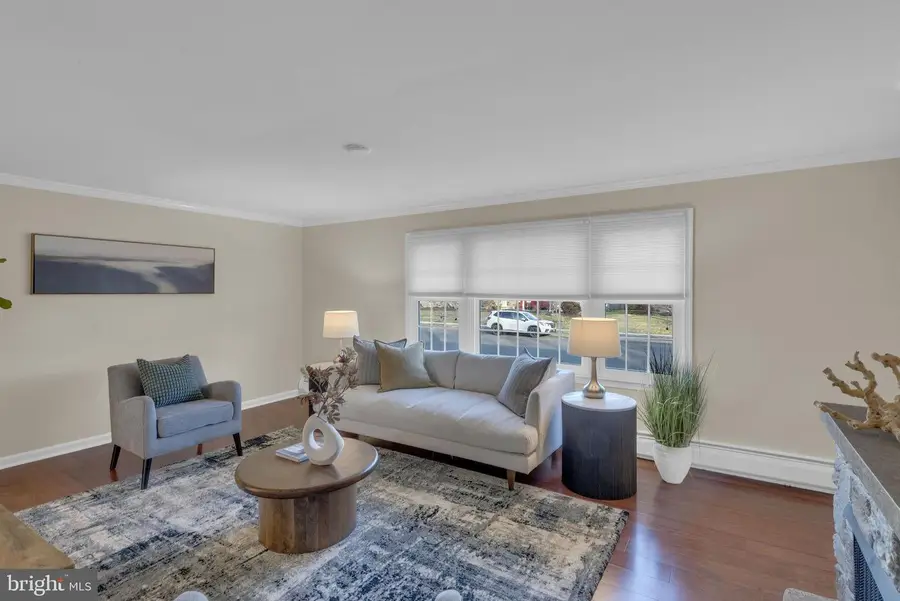 168 Walton Dr, Morrisville, PA 19067 - Image #3