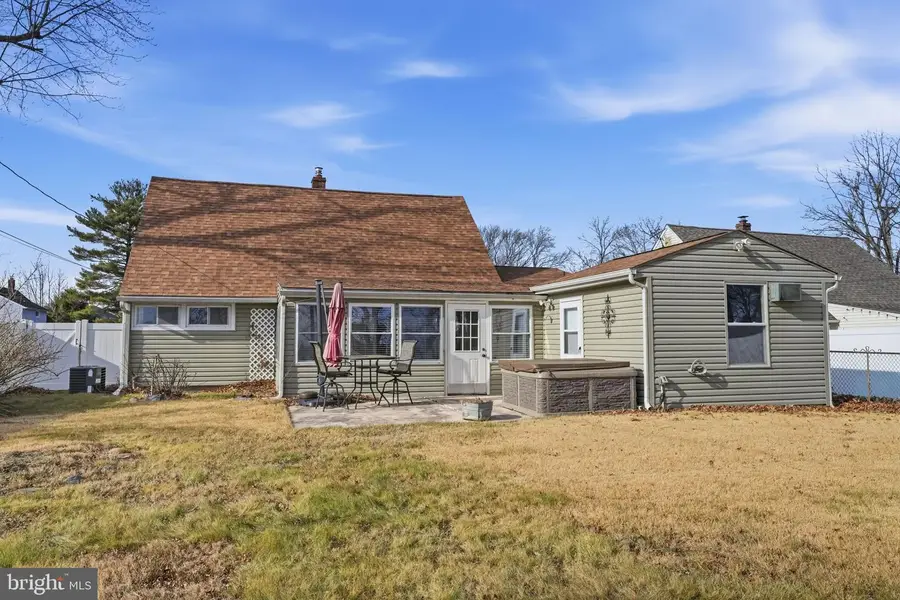 118 Wildflower Rd, Levittown, PA 19057 - Image #3