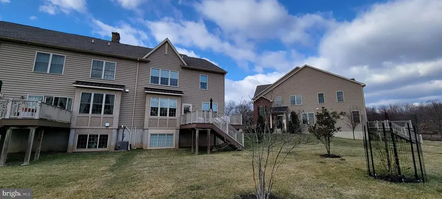 35 David Dr, Newtown, PA 18940 - Image #3