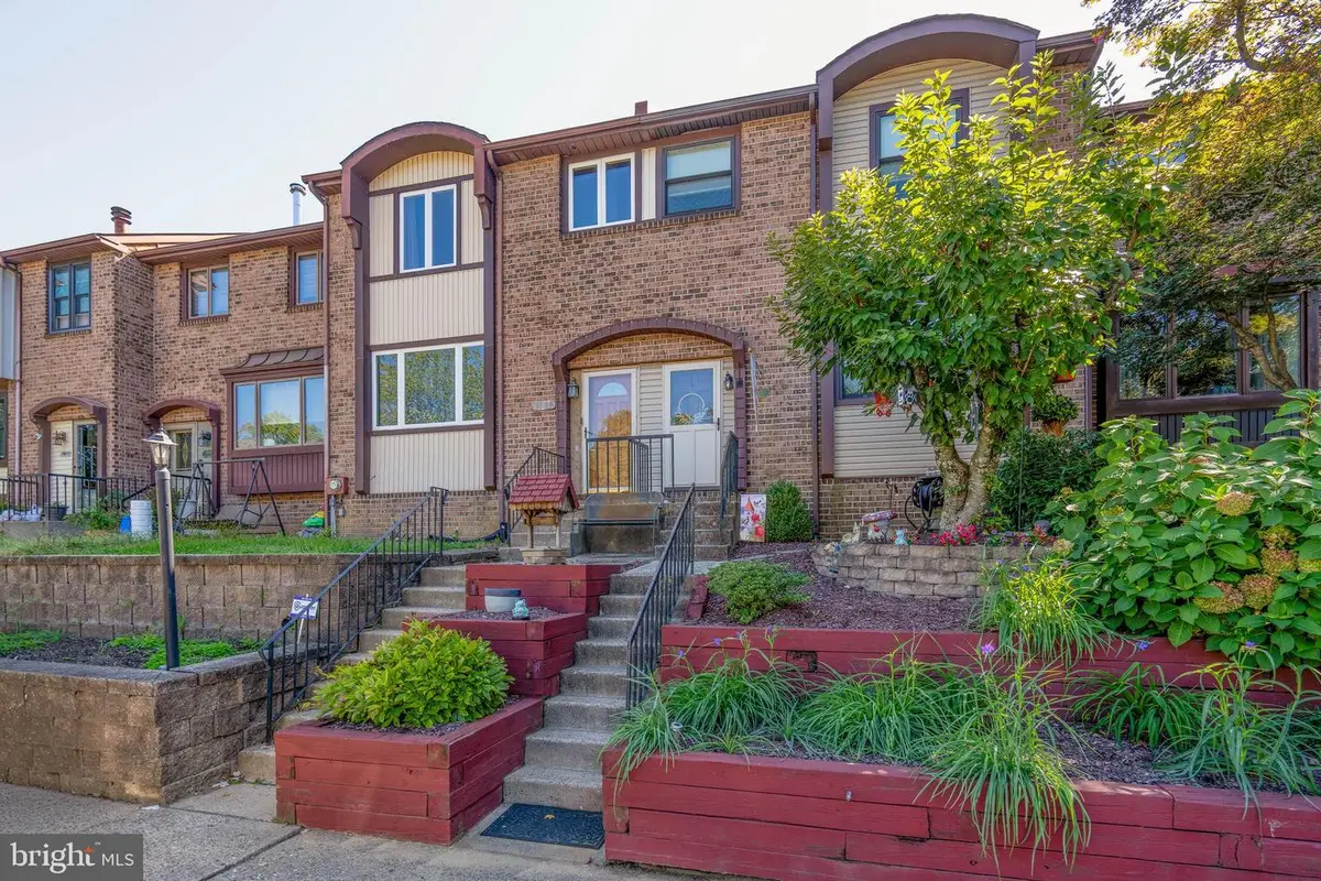 3933 Wrexham Ct, Bensalem, PA 19020 - Image #1