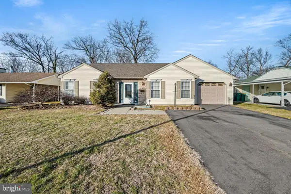 109 Blough Rd, FAIRLESS HILLS, PA 19030