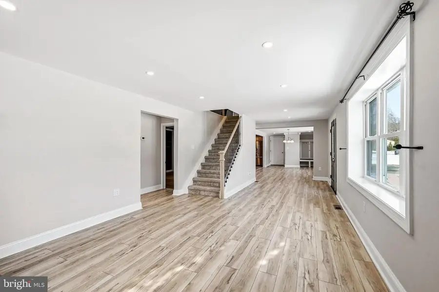 2142 Elm Ave, Warrington, PA 18976 - #3