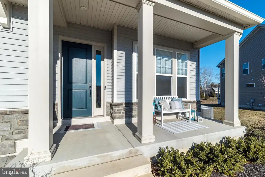 725 Conrad Dr, Warrington, PA 18976 - Image #2