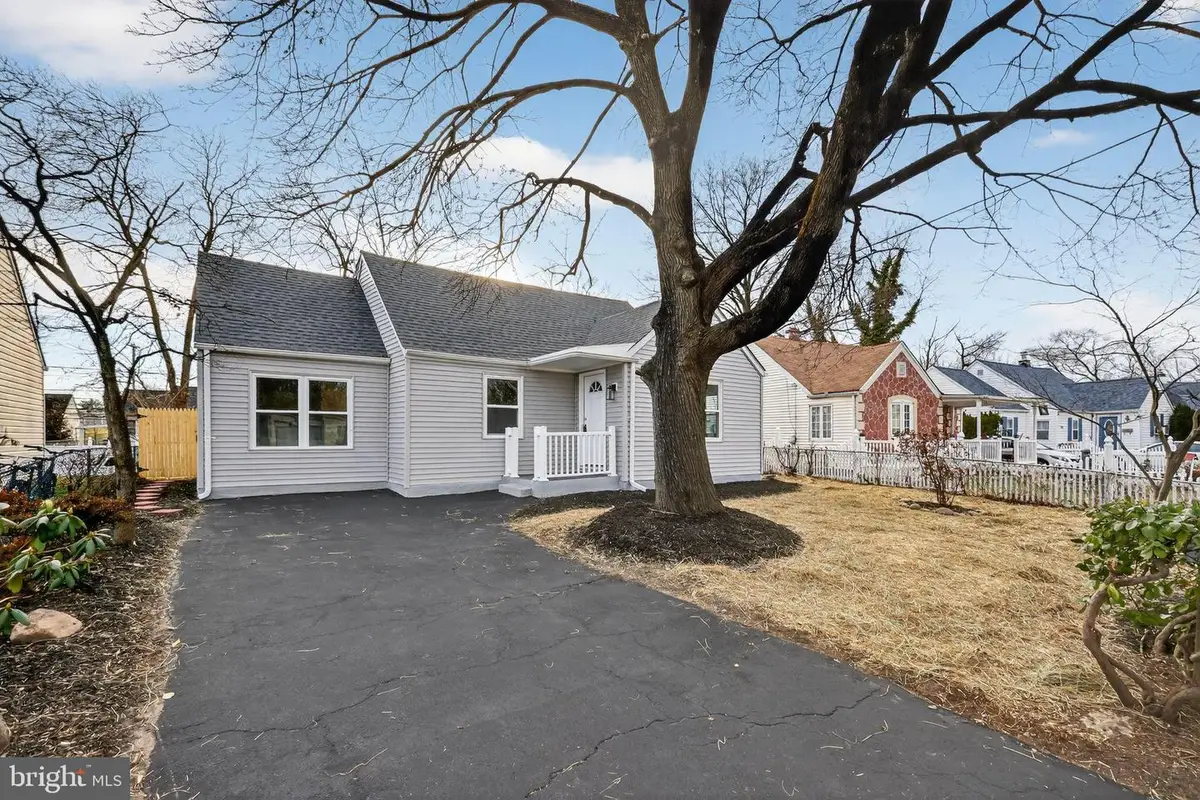 1228 Pacific Ave, Bristol, PA 19007 - Image #1