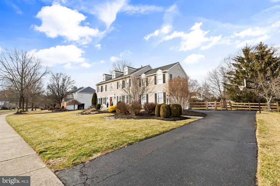 2018 Leedoms Dr, Newtown, PA 18940 - Image #3