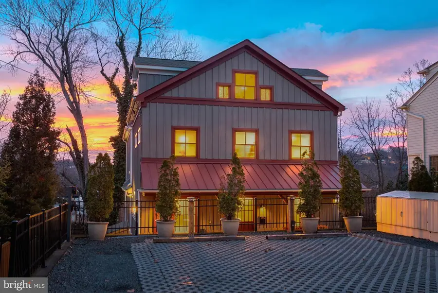 94 New St, New Hope, PA 18938 - Image #2