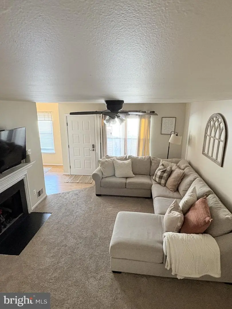 36 Heather Ct, Newtown, PA 18940 - Image #3