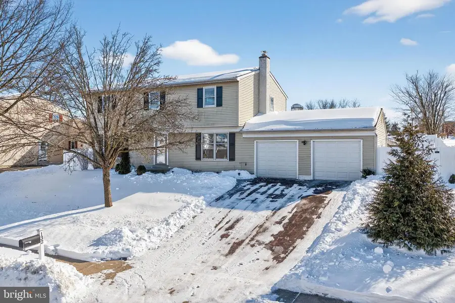 132 Woodview Dr, Quakertown, PA 18951 - Image #3