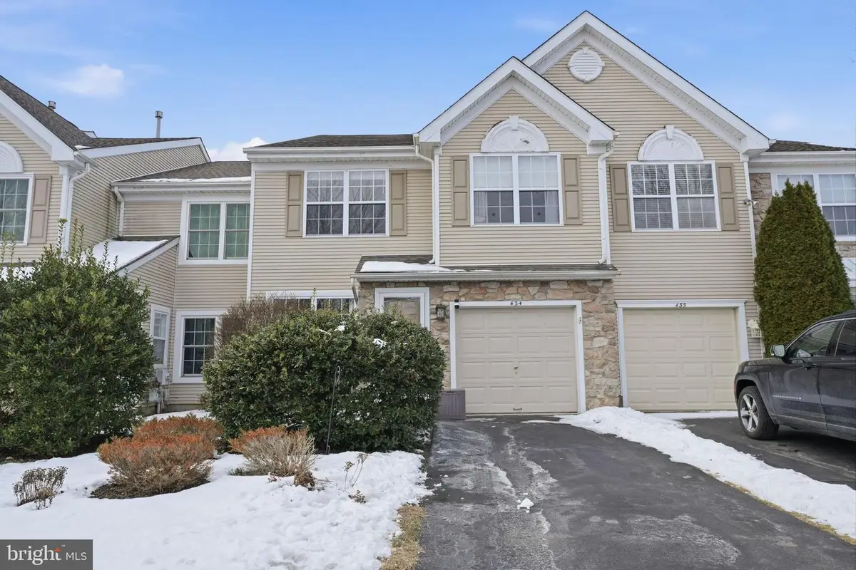 434 Mahogany Walk, Newtown, PA 18940 - Image #1