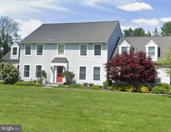 20 Standing Tree Cir, SOUTHAMPTON, PA 18966