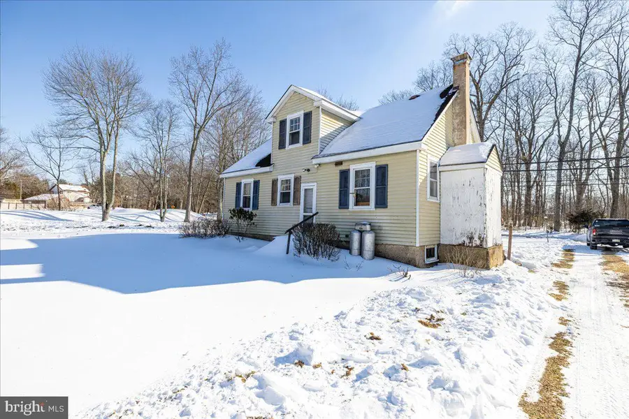 4526 Lower Mountain Rd, New Hope, PA 18938 - Image #3