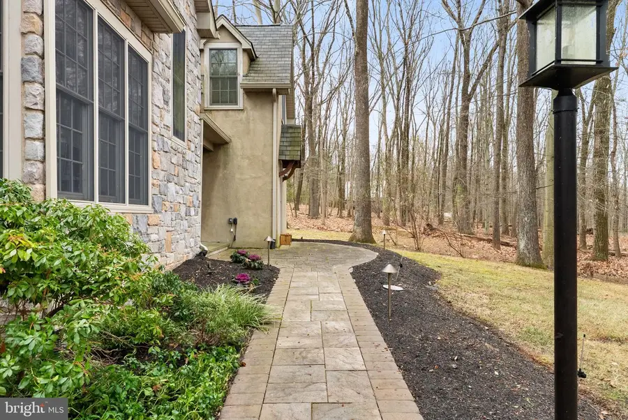 7044 Ely Rd, New Hope, PA 18938 - #2