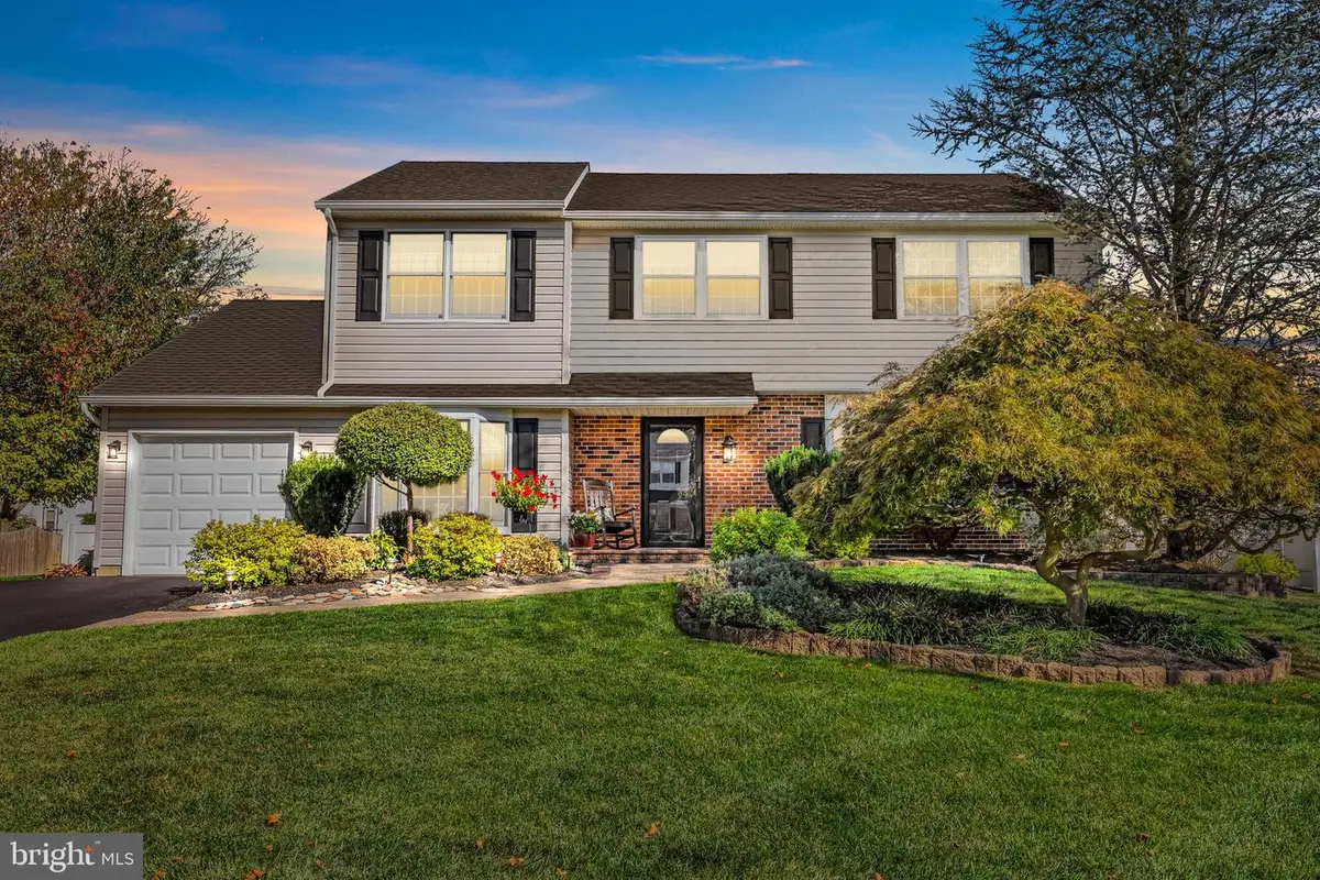 284 Greenview Rd, Yardley, PA 19067 - Image #1